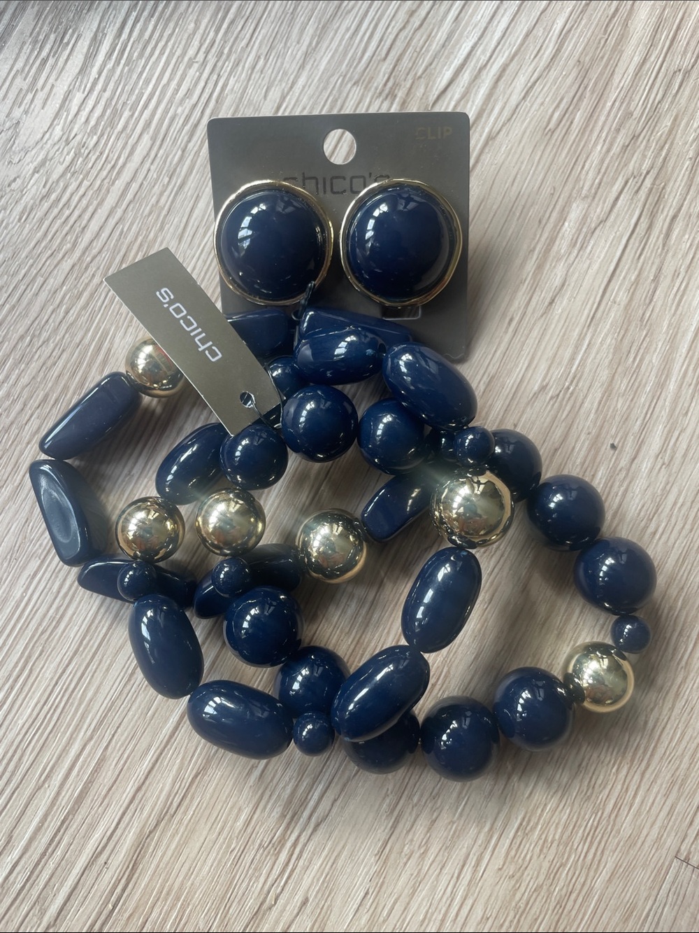 Chico’s NWT Classic Navy and Gold Beaded Bracelet and Clip Earring Set